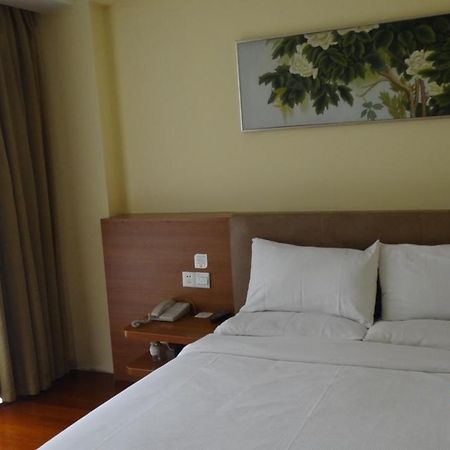 Donghua Hotel Peking Exterior foto